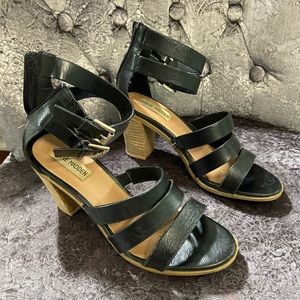 Steve Madden Dolma Heels